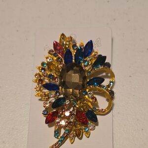 Elegant Multicolor Crystal Brooch